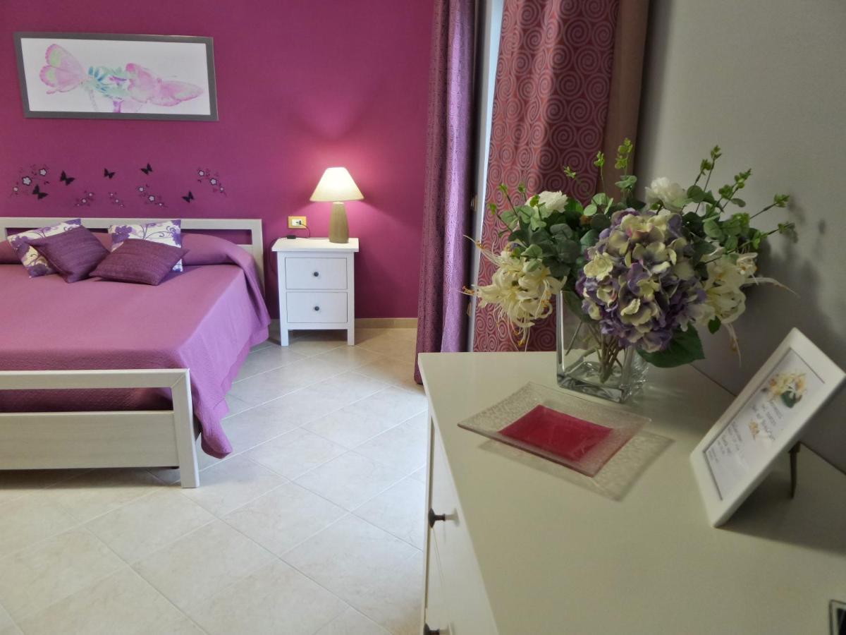 Bed and Breakfast Il Giardino Delle Zagare Fondi Exterior foto